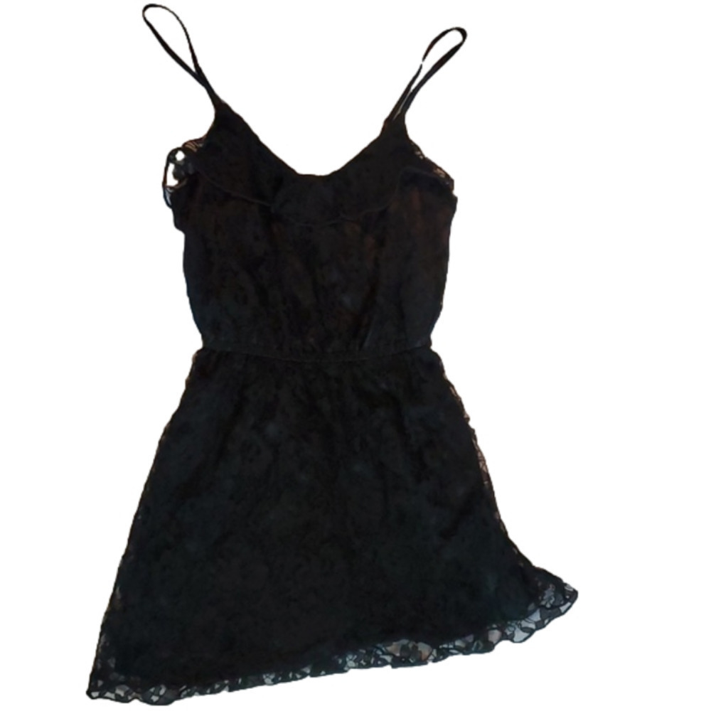 H&M Floral Lace Black V-neck Dress
